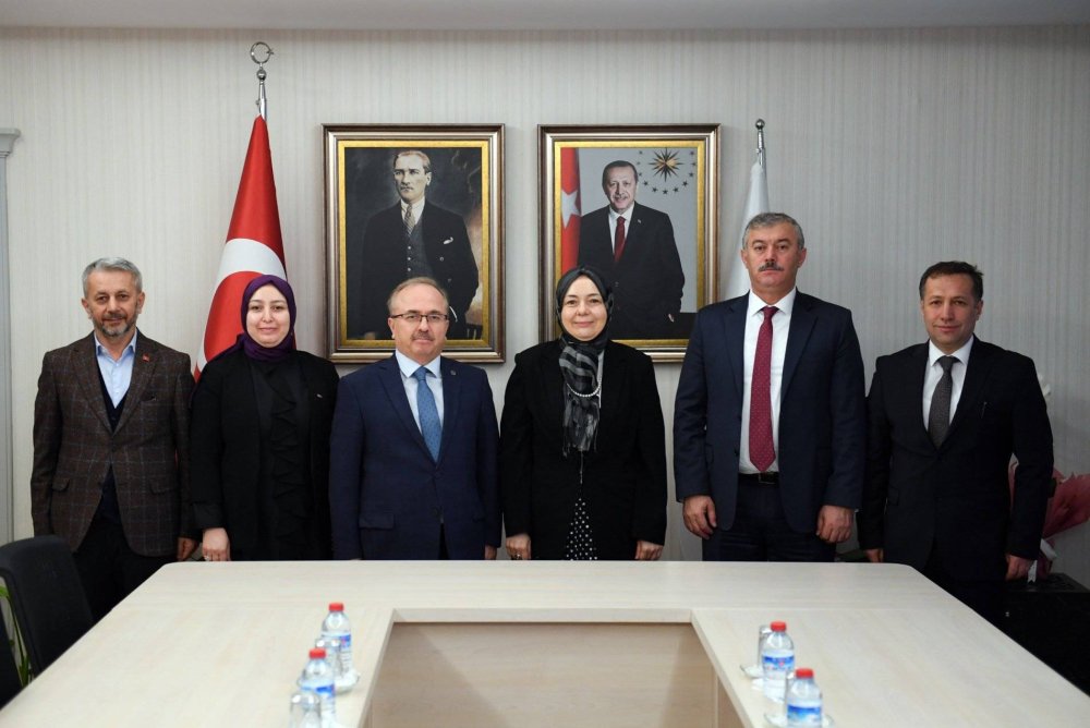 MEB işbirliği yapıyor! Ders kitapları nasıl olacak?