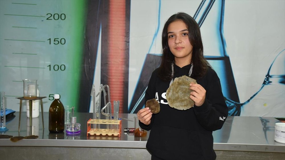 Lise öğrencisi, mantar atıklarından öyle bir şey üretti ki... Şoke olacaksınız