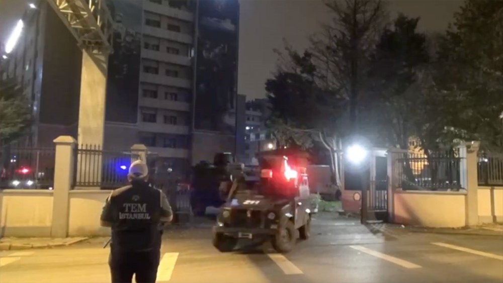 FETÖ'cüler de kıskaca alındı! 32 şüpheli gözaltında...