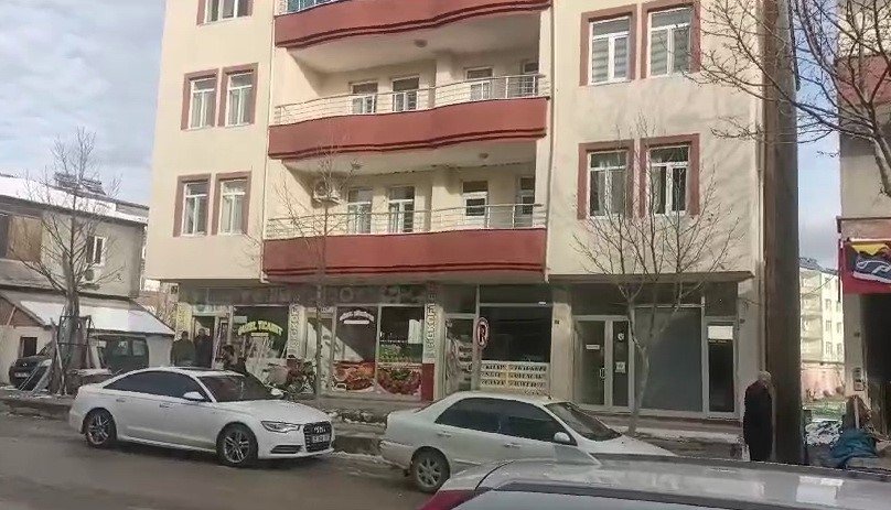 Meclisteki o ismin sır ölümü! Kendi evinde bulundu...