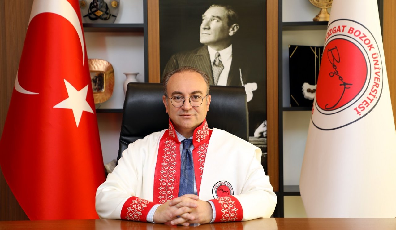 rektor-evren-yasar-foto-1.jpg