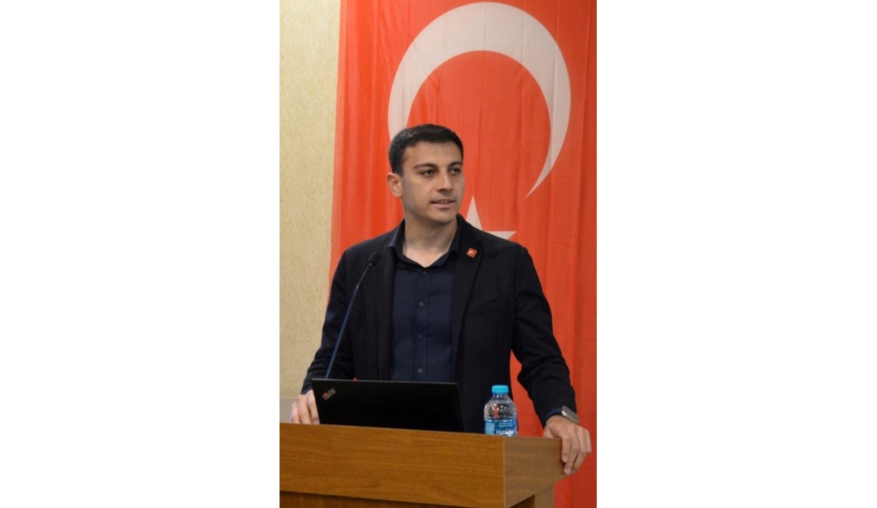 chp-genclik-kollari-genel-baskani-gencosman-killik-konusurken.jpg