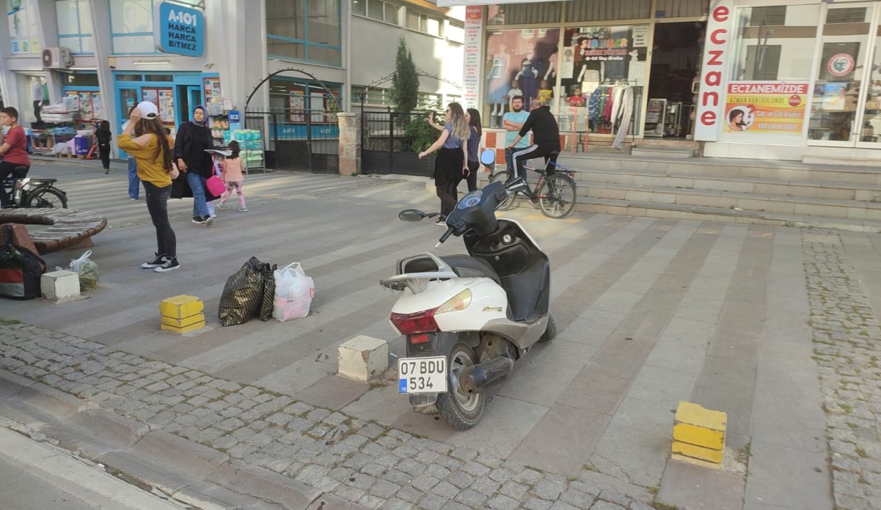 aa-20240605-34783402-34783398-konyada-motosiklet-devrildi-3-kisi-yaralandi.jpg