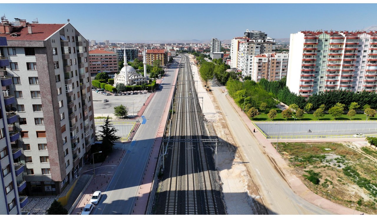 cdkminaipwyrtjzamk25xkcs2dkch8kpxcelmu8m.jpg