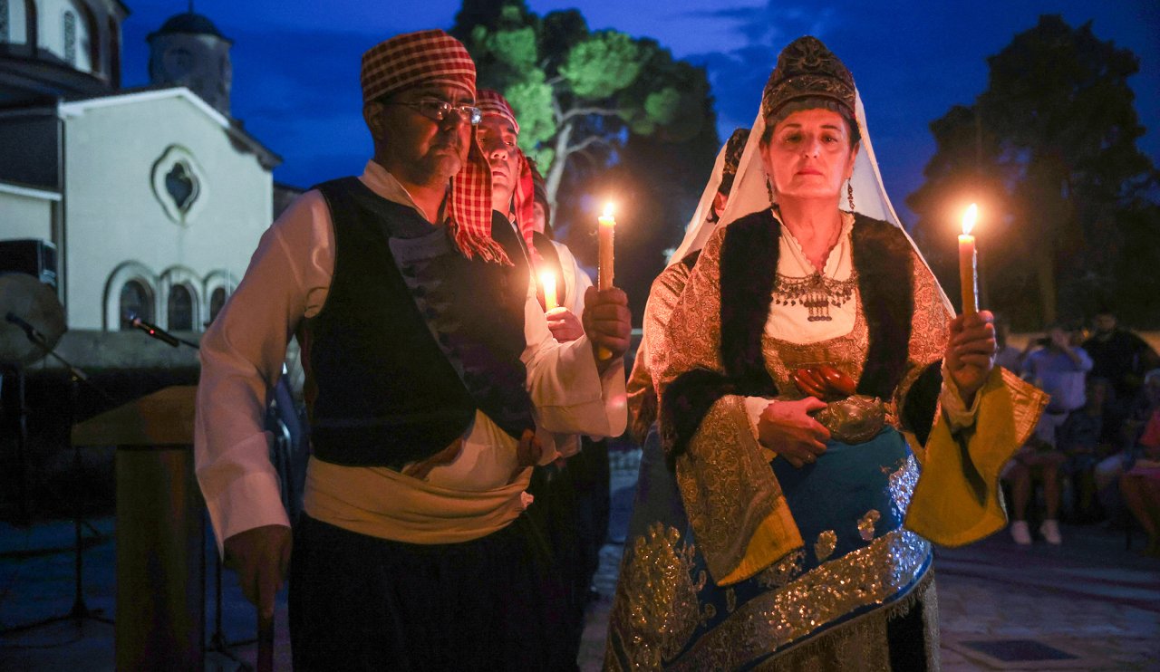 konya-ve-sille-hazineleri-sergisi-6.jpg