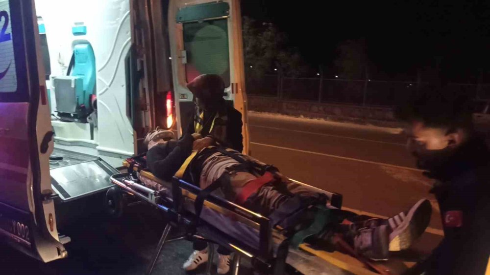 Konya’da gece feci çarpışma! 1 yaralı