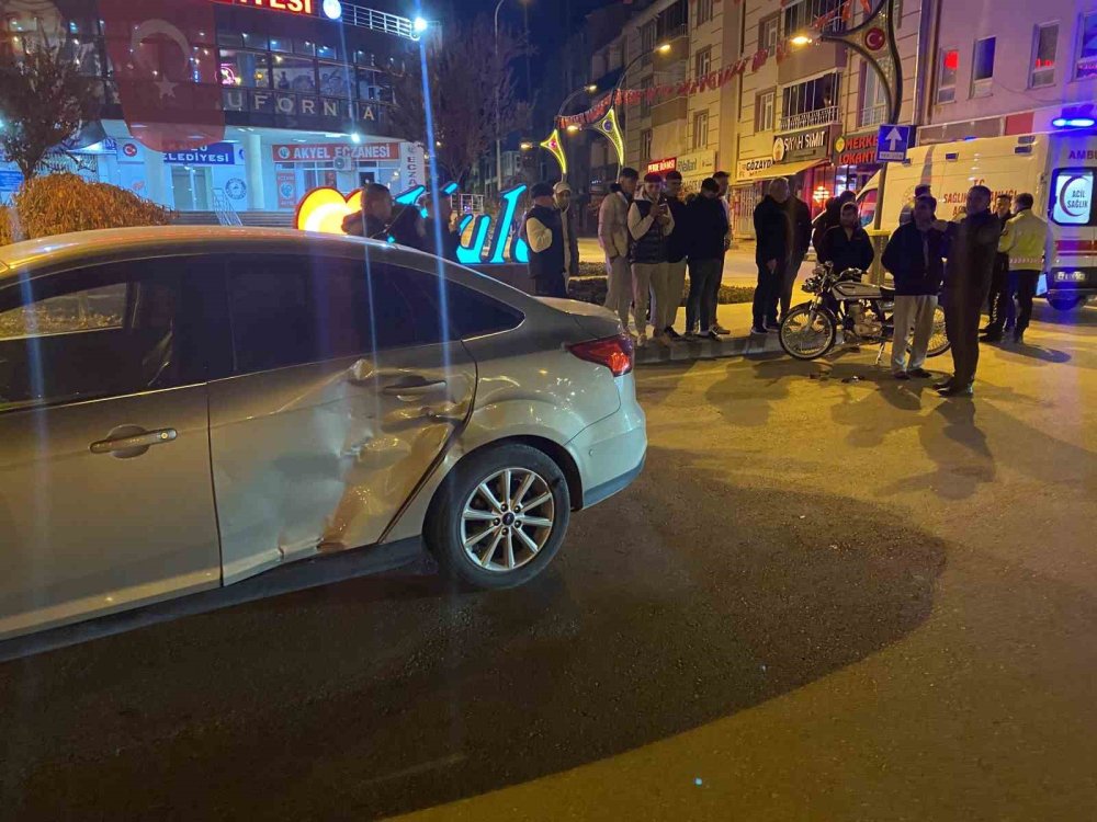 Konya’da otomobil ile motosiklet çarpıştı: 1 yaralı