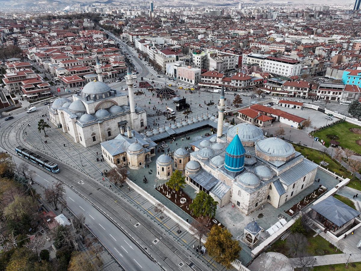 aa-20241213-36470392-36470382-mevlananin-gorusleriyle-21-yuzyil-dunyasinin-sorunlarina-cozum-aranacak.jpg