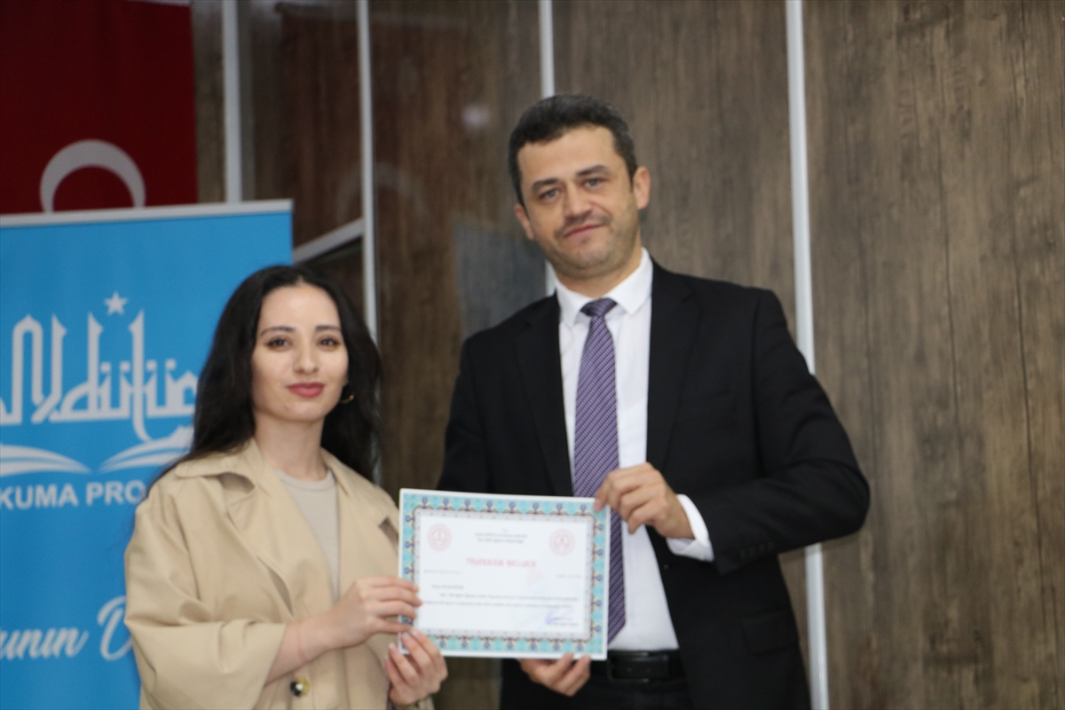 aa-20241213-36474118-36474114-sarayonunde-basarmaya-hazirim-projesi-etkinligi-duzenlendi.jpg