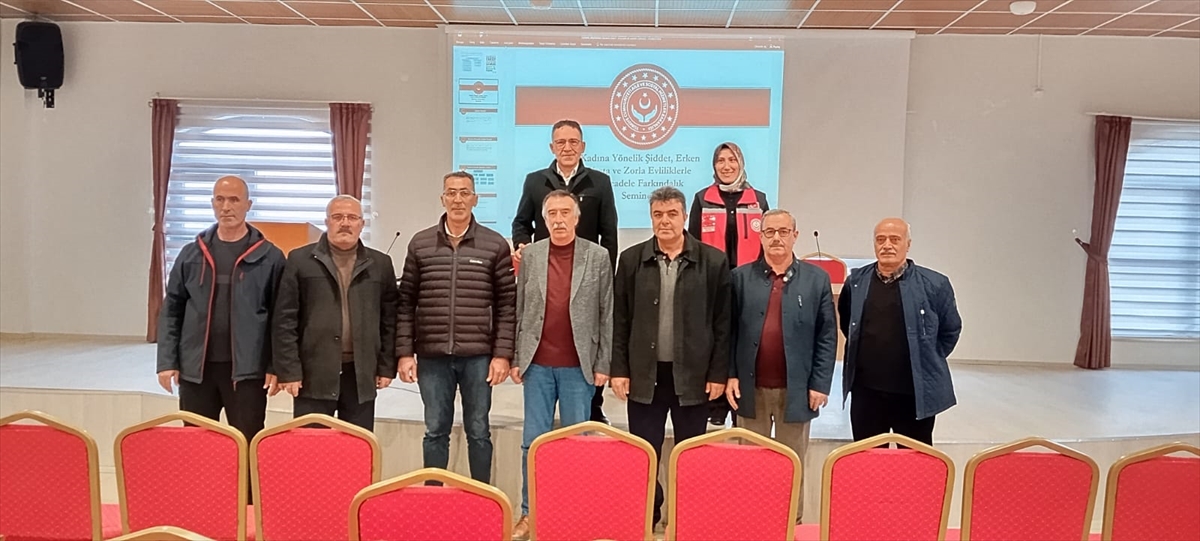 aa-20241225-36582106-36582102-yunakta-kadina-yonelik-siddet-ve-erken-yasta-evlilikle-mucadele-semineri-duzenlendi.jpg
