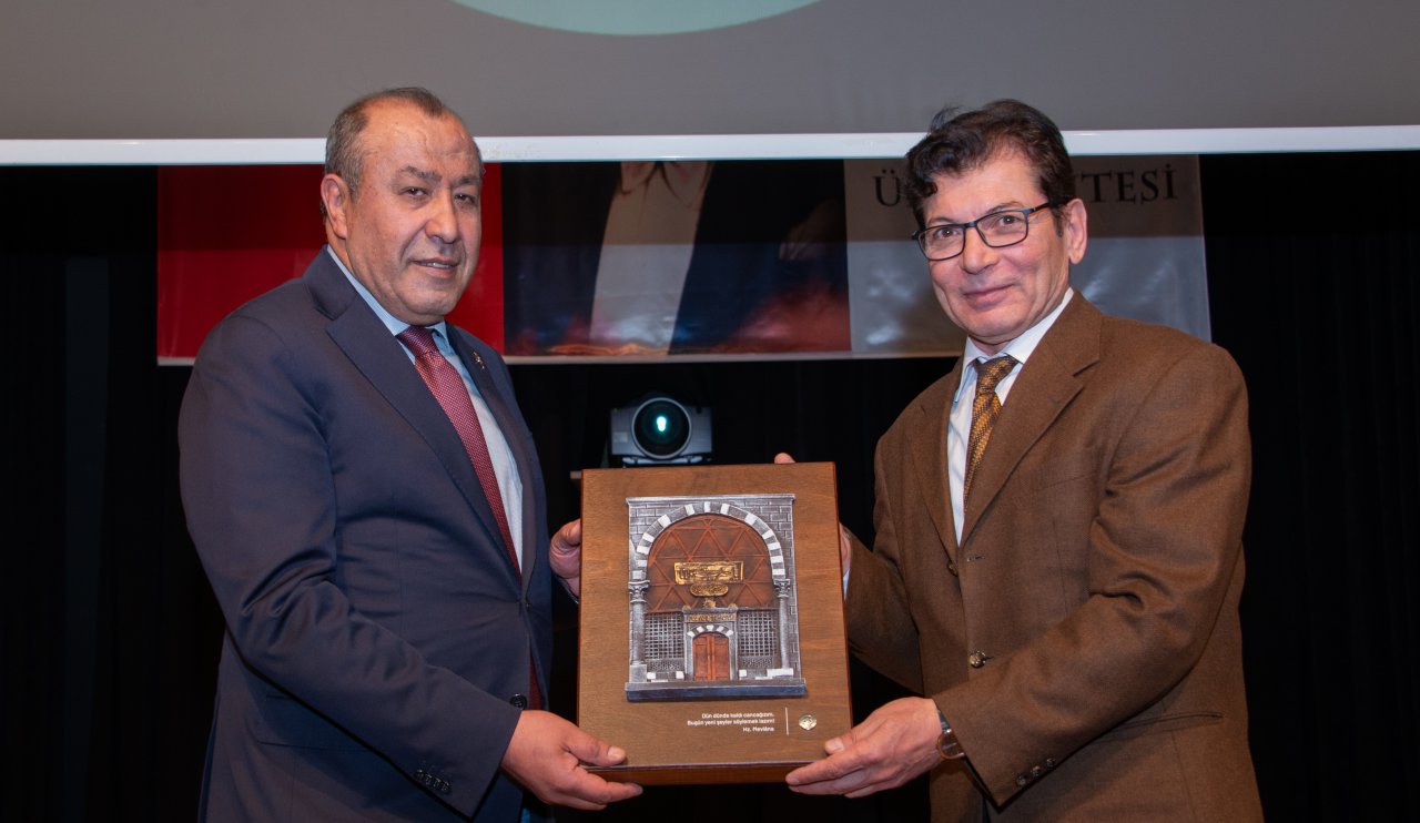 kvkk-baskani-faruk-bilir-selcuk-universitesinde-duzenlenen-egitime-katildi1-1.jpg