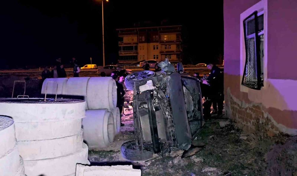 Konya yolunda feci kaza! Otomobil 200 metre sürüklendi