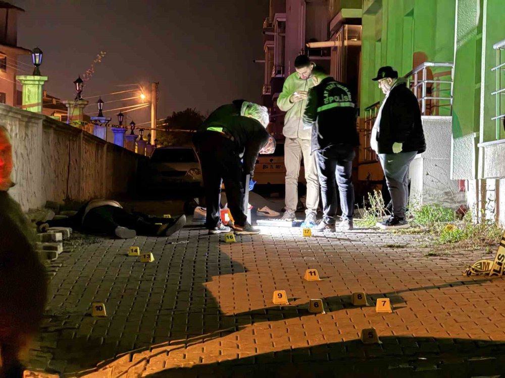 5 Ölü, 5 Yaralı! Bir Mahallede Dehşet Yaşandı!