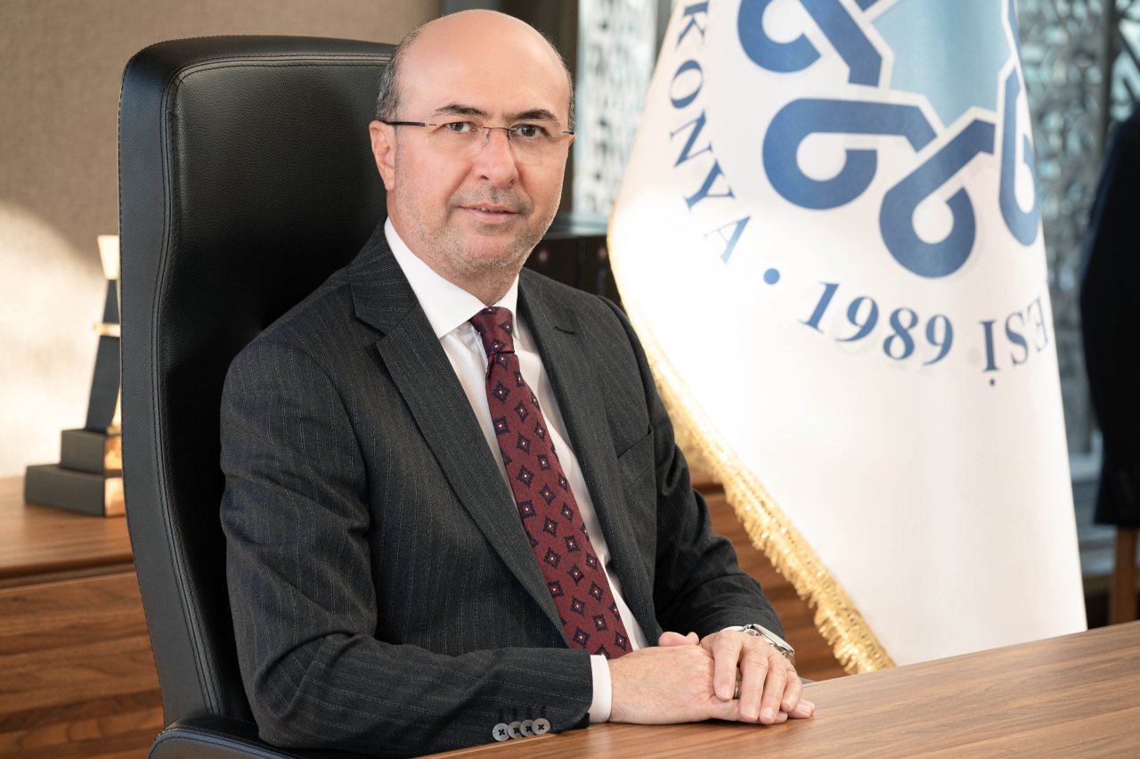 baskan-ahmet-pekyatirmaci-2-001.jpg