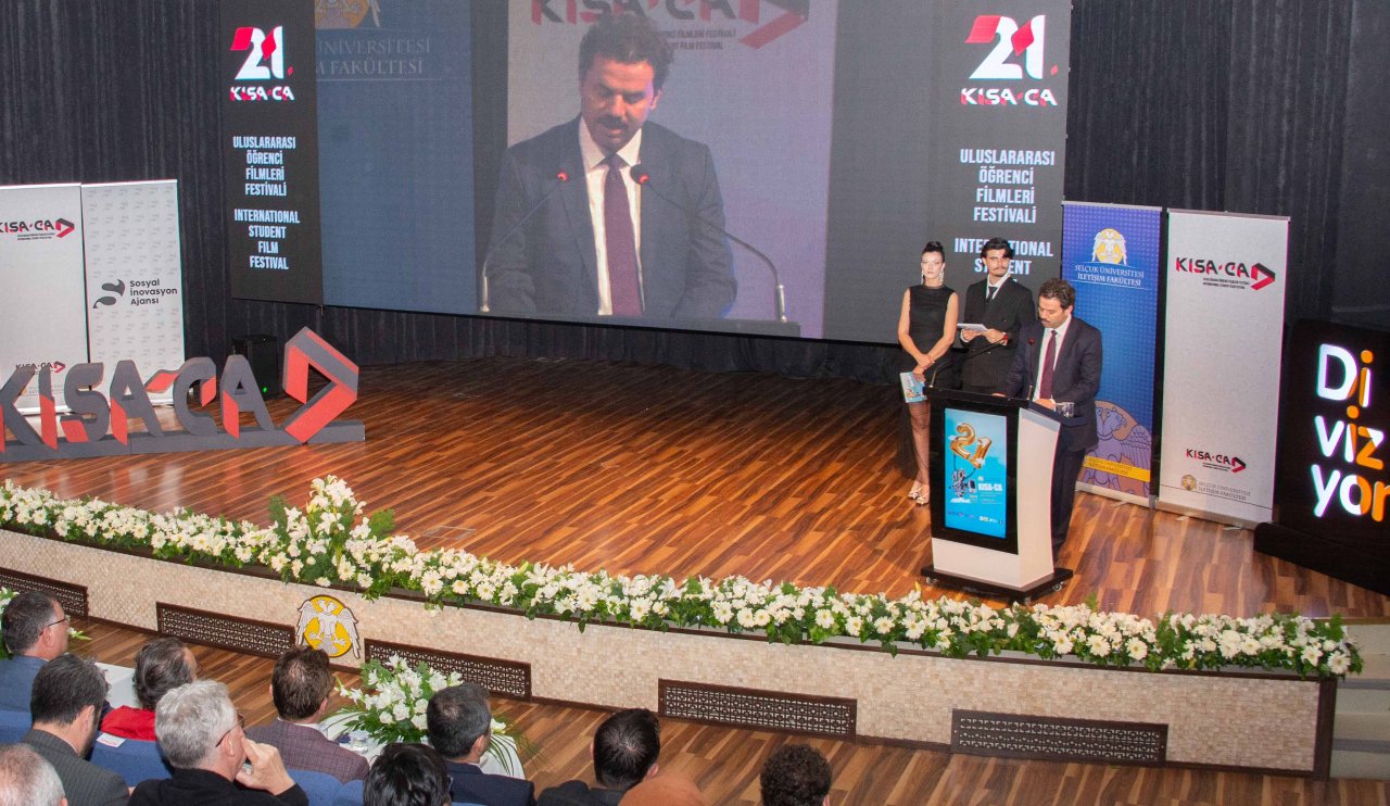 21-kisaca-uluslararasi-ogrenci-filmleri-festivali-basladi-2-1.jpg