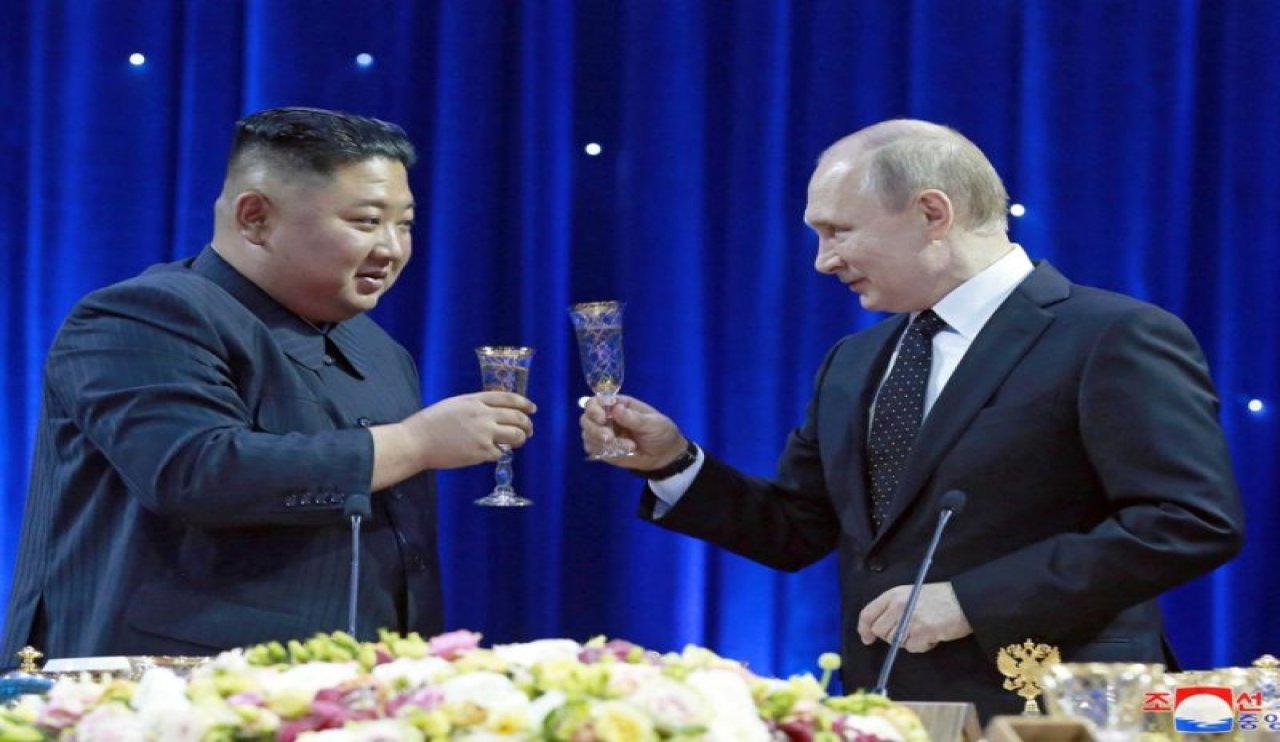 kim-and-putin-800x600.jpg