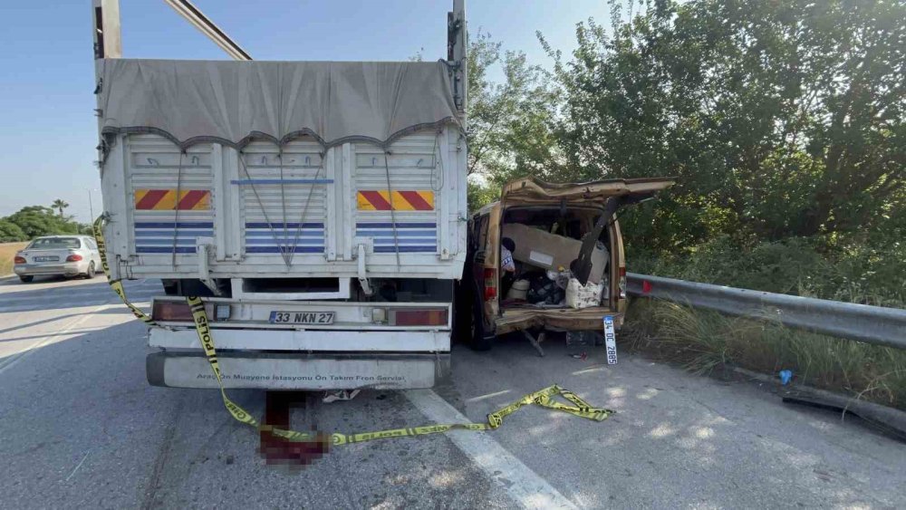 Bayramda katliam gibi kaza! Ölü ve çok sayıda yaralı var