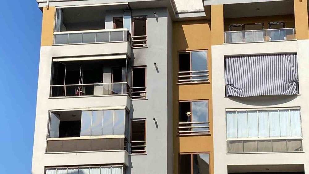 Konya’da sitede yangın! Yangının çıkış sebebi dikkat çekti