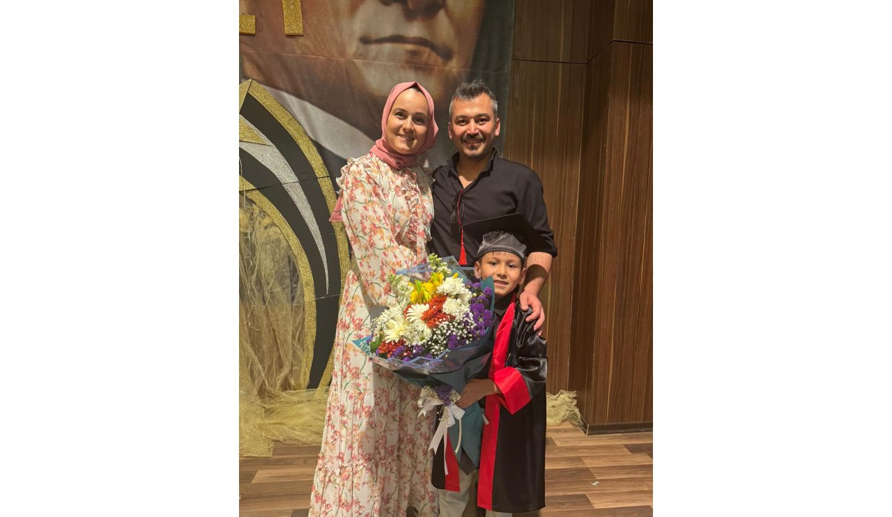 yucel-ailesinin-mezuniyet-sevinci-001.jpg