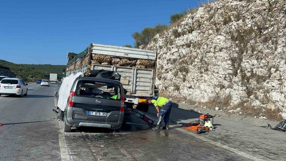 Konya'yı yasa boğan kaza! Aynı aileden 5 kişi hayatını kaybetti