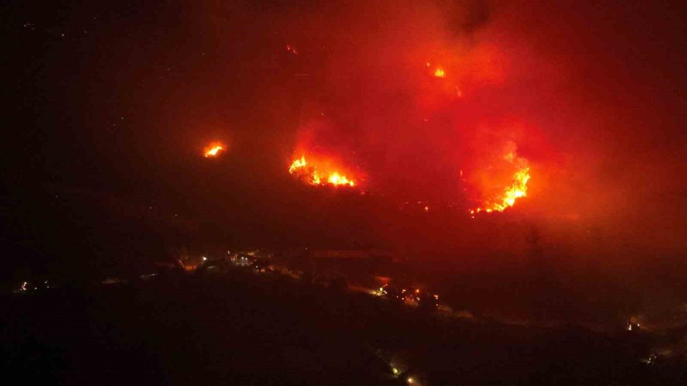Bursa alev alev yanıyor! Görüntüler kan dondurdu