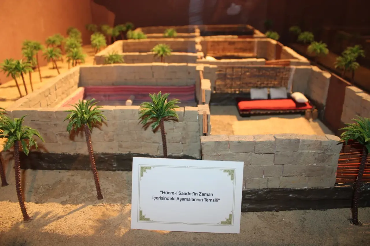 Konya’daki siyer sergisine yoğun ilgi 5