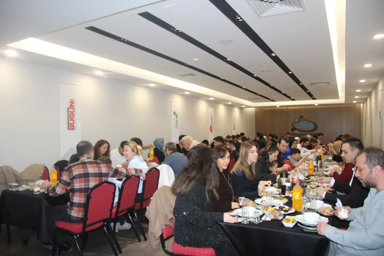 ABK Holding ailesi iftar sofrasında buluştu 1
