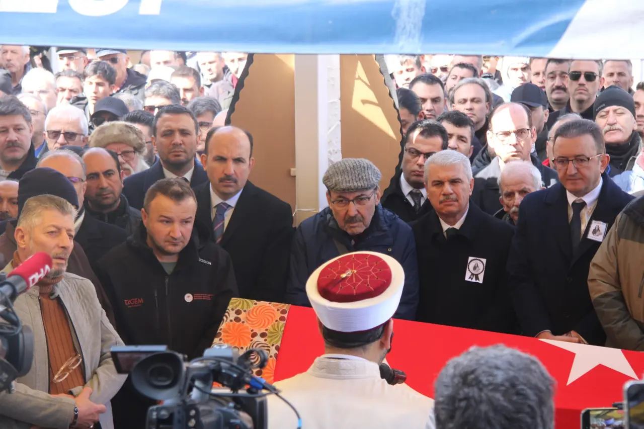 Öğretmen Fatma Nur Çelik, Konya'da son yolculuğuna uğurlandı 4