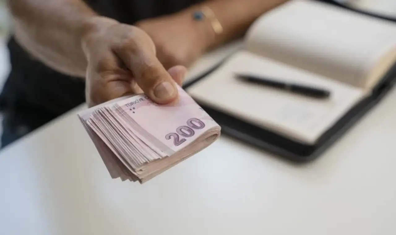 Kenarda 1.8 milyon lirası olanlar yaşadı 4